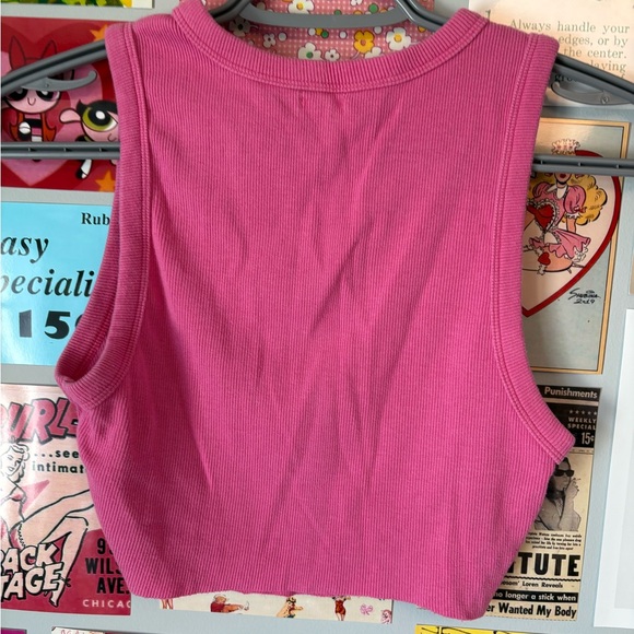 Y2K Bedazzled XOXO Pink Sleeveless Cropped Tank Top - Picture 8 of 9